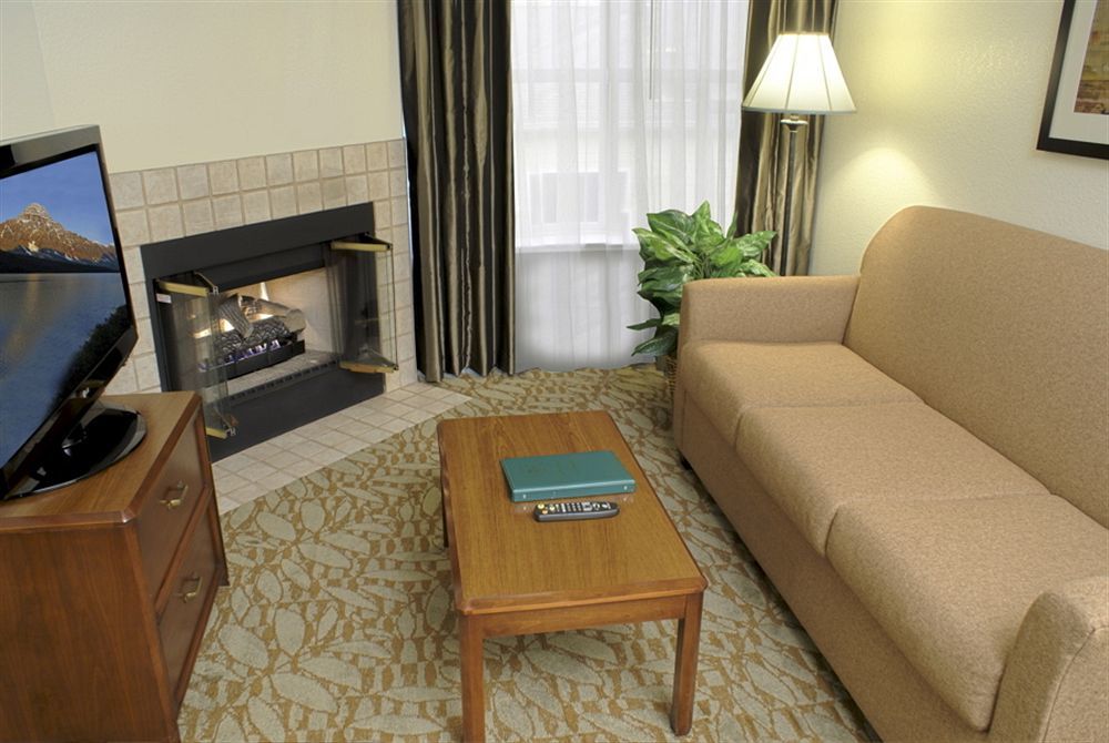 Homewood Suites By Hilton Newark Fremont Esterno foto